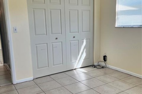 Appartement à louer à Dunedin, Floride: 2 chambres, 69.68 m2 № 2390868 - photo 13