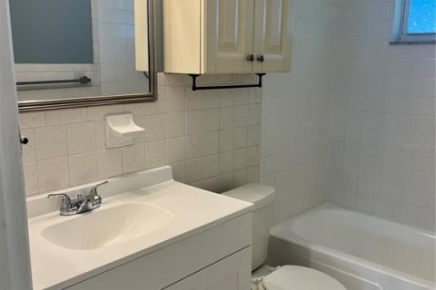 Appartement à louer à Dunedin, Floride: 2 chambres, 69.68 m2 № 2390868 - photo 9