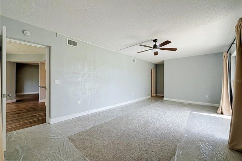 Copropriété à vendre à Largo, Floride: 3 chambres, 169.08 m2 № 2427628 - photo 20