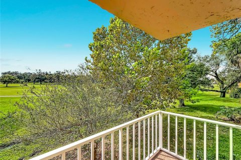 Copropriété à vendre à Largo, Floride: 3 chambres, 169.08 m2 № 2427628 - photo 23