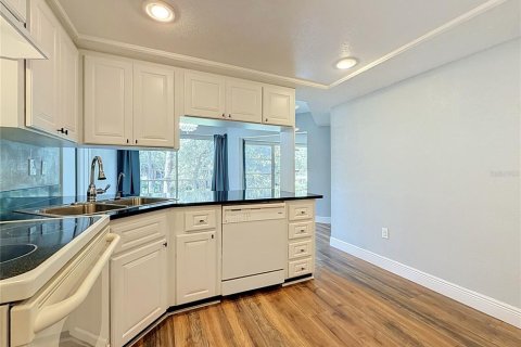 Copropriété à vendre à Largo, Floride: 3 chambres, 169.08 m2 № 2427628 - photo 14