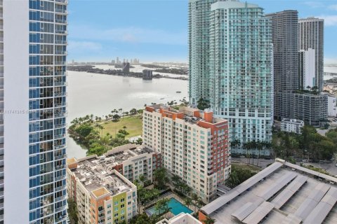 Купить кондоминиум в Майами, Флорида 2 спальни, 101.45м2, № 1741604 - фото 4