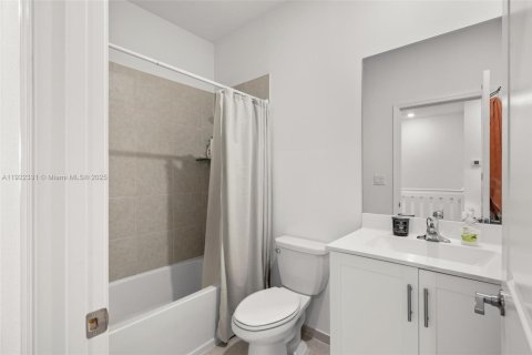 Adosado en venta en Homestead, Florida, 3 dormitorios, 153.38 m2 № 2018824 - foto 23