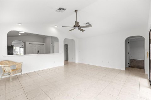 Villa ou maison à vendre à Summerfield, Floride: 3 chambres, 157.47 m2 № 2133216 - photo 15
