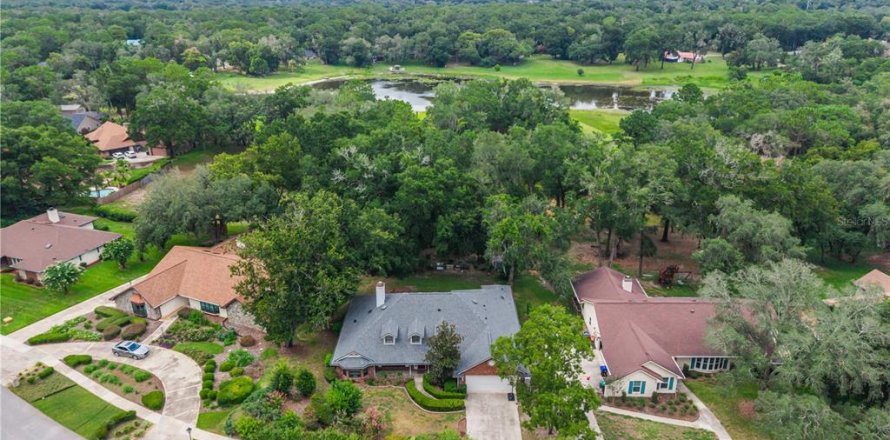 Casa en Apopka, Florida 4 dormitorios, 229.65 m2 № 2223444