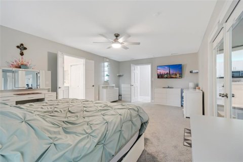Casa en venta en Apopka, Florida, 4 dormitorios, 229.65 m2 № 2223444 - foto 17