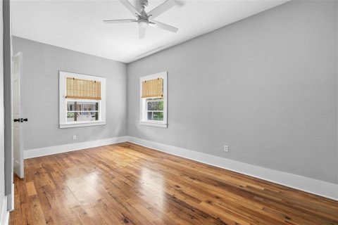 Immobilier commercial à vendre à Tampa, Floride: 28 chambres, 252.04 m2 № 2199858 - photo 13