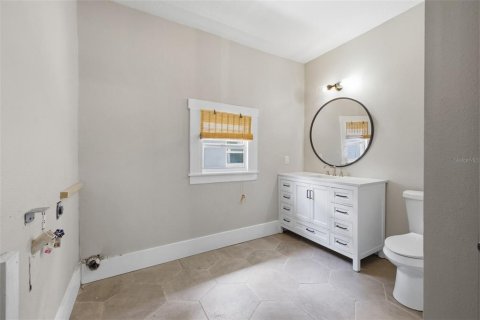 Immobilier commercial à vendre à Tampa, Floride: 28 chambres, 252.04 m2 № 2199858 - photo 20