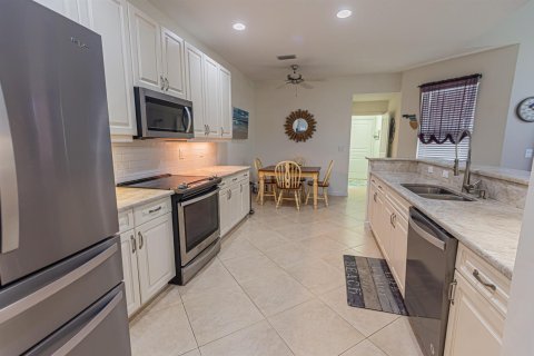 Touwnhouse à vendre à Port St. Lucie, Floride: 3 chambres, 188.41 m2 № 2078311 - photo 5