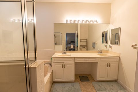 Touwnhouse à vendre à Port St. Lucie, Floride: 3 chambres, 188.41 m2 № 2078311 - photo 9