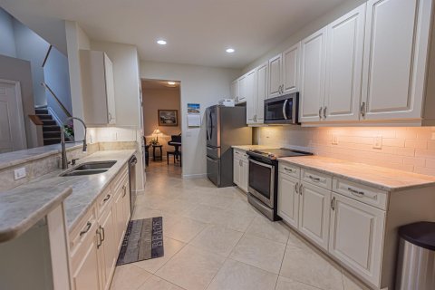 Touwnhouse à vendre à Port St. Lucie, Floride: 3 chambres, 188.41 m2 № 2078311 - photo 4