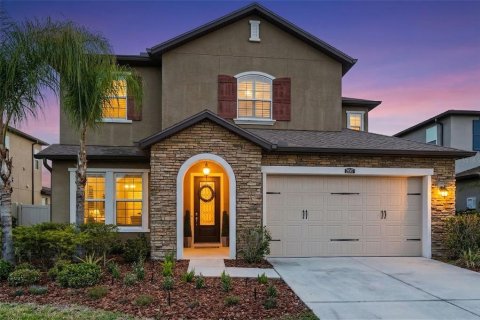 Villa ou maison à ESTANCIA

 à Wesley Chapel, Floride 4 chambres, 265.24 m2 № 2142273