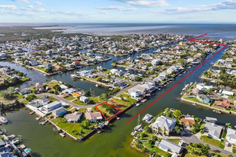 Terreno en venta en Hernando Beach, Florida № 1559457 - foto 2