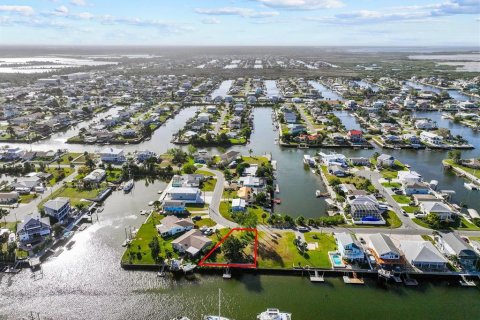 Terreno en venta en Hernando Beach, Florida № 1559457 - foto 5