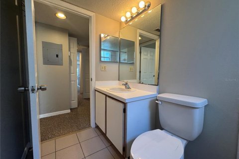 Condo in Kissimmee, Florida, 3 bedrooms № 2393859 - photo 15