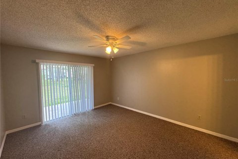 Condo in Kissimmee, Florida, 3 bedrooms № 2393859 - photo 5