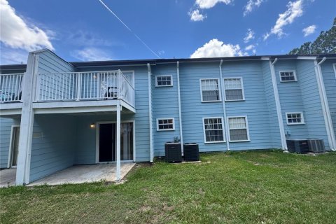 Condo in Kissimmee, Florida, 3 bedrooms № 2393859 - photo 2