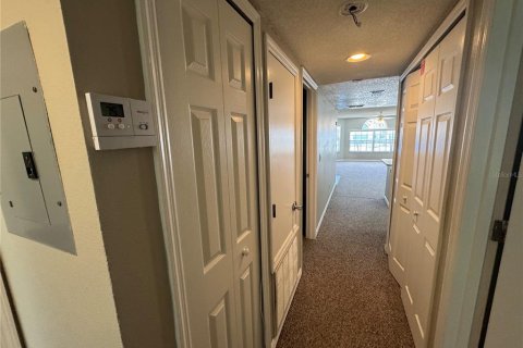 Condo in Kissimmee, Florida, 3 bedrooms № 2393859 - photo 4