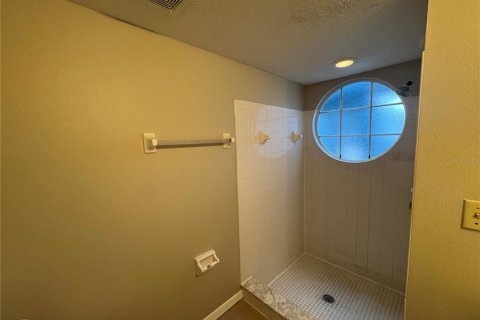 Condo in Kissimmee, Florida, 3 bedrooms № 2393859 - photo 17