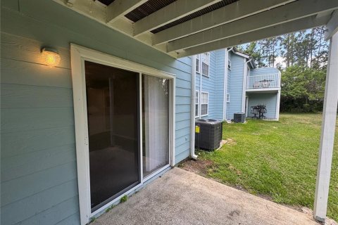 Condo in Kissimmee, Florida, 3 bedrooms № 2393859 - photo 3