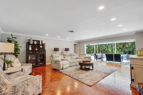 House in West Palm Beach, Florida 3 bedrooms, 174.47 sq.m. № 2392921 - photo 13