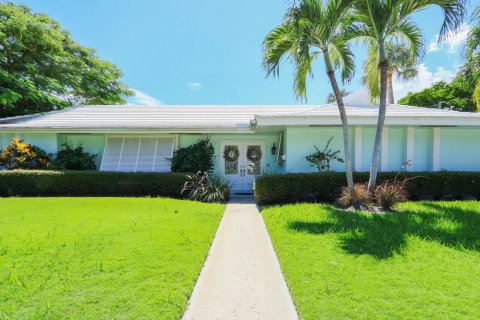 House in West Palm Beach, Florida 3 bedrooms, 174.47 sq.m. № 2392921 - photo 4