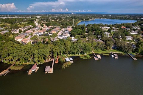 House in Tarpon Springs, Florida 4 bedrooms, 266.35 sq.m. № 1883946 - photo 3
