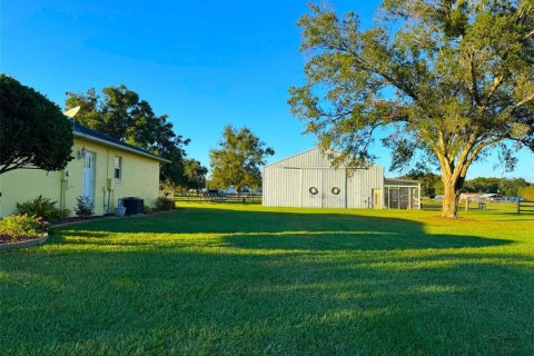 House in Summerfield, Florida 3 bedrooms, 147.81 sq.m. № 2141679 - photo 17