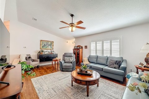 House in Summerfield, Florida 3 bedrooms, 147.81 sq.m. № 2141679 - photo 8