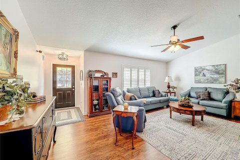 House in Summerfield, Florida 3 bedrooms, 147.81 sq.m. № 2141679 - photo 7