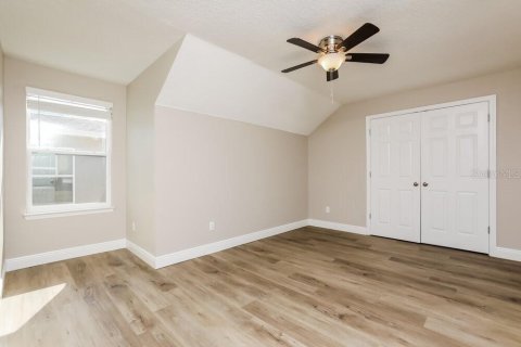 Casa en alquiler en Fruitland Park, Florida, 3 dormitorios, 152.92 m2 № 1914537 - foto 11