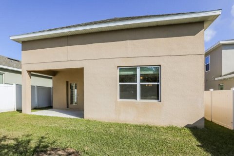 Casa en alquiler en Fruitland Park, Florida, 3 dormitorios, 152.92 m2 № 1914537 - foto 17