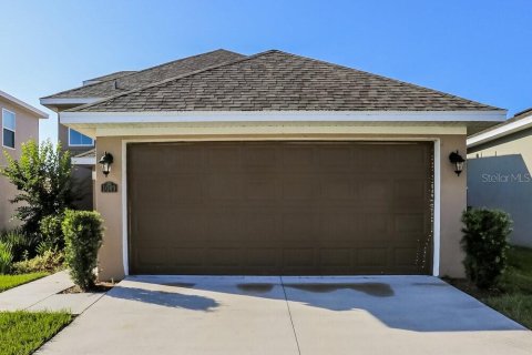 Casa en alquiler en Fruitland Park, Florida, 3 dormitorios, 152.92 m2 № 1914537 - foto 1