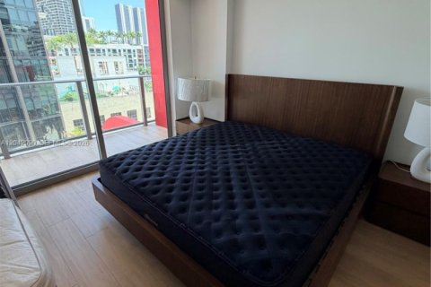 Condo in Miami, Florida, 1 bedroom № 2248401 - photo 10