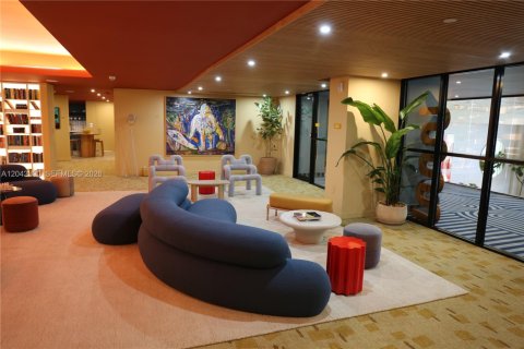 Condo in Miami, Florida, 1 bedroom № 2248401 - photo 27