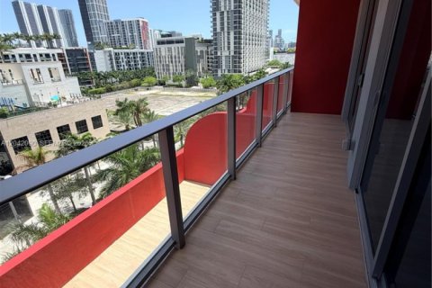 Condo in Miami, Florida, 1 bedroom № 2248401 - photo 3