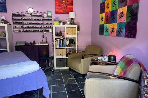 Propiedad comercial en venta en Fort Lauderdale, Florida № 2146887 - foto 11
