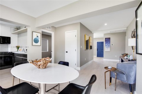 Снять в аренду виллу или дом в Майами, Флорида 3 спальни, 153.29м2, № 1959629 - фото 23