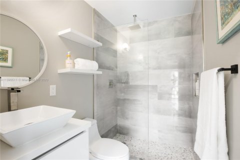 Снять в аренду виллу или дом в Майами, Флорида 3 спальни, 153.29м2, № 1959629 - фото 29