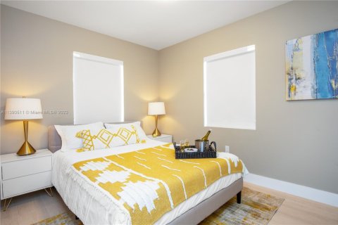 Снять в аренду виллу или дом в Майами, Флорида 3 спальни, 153.29м2, № 1959629 - фото 12