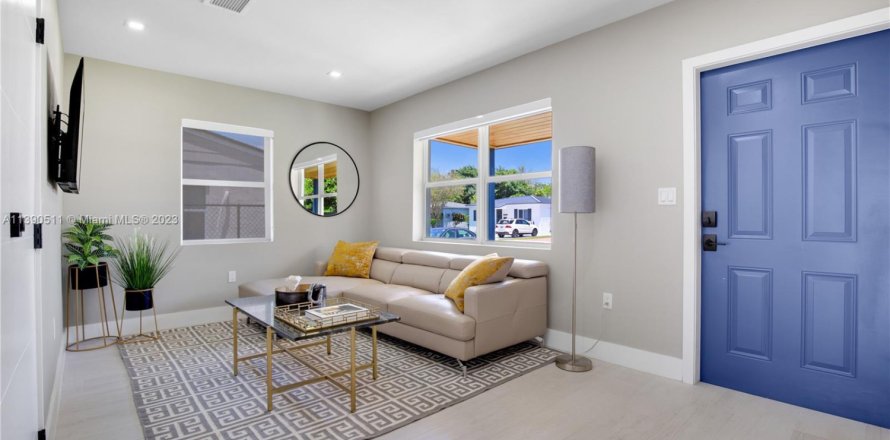 Дом в Майами, Флорида 3 спальни, 153.29м2 № 1959629