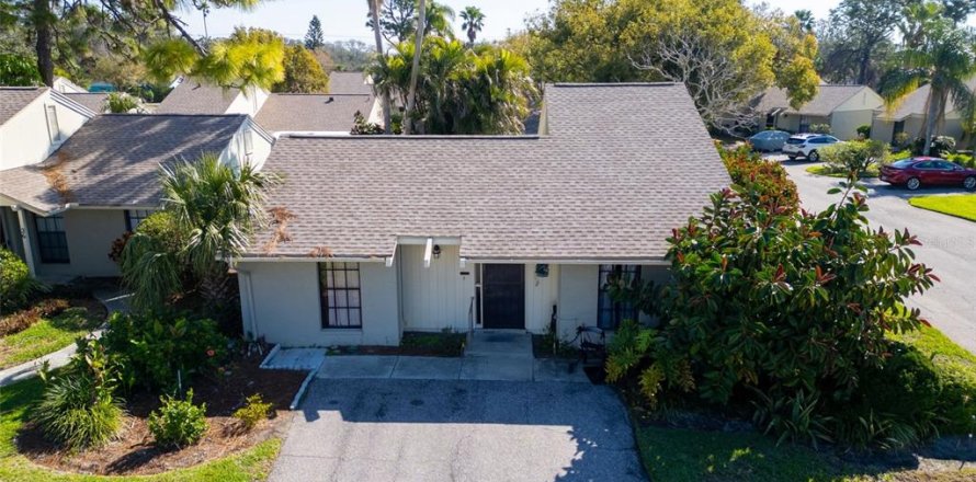Villa ou maison à Tarpon Springs, Floride 2 chambres, 96.15 m2 № 1549382