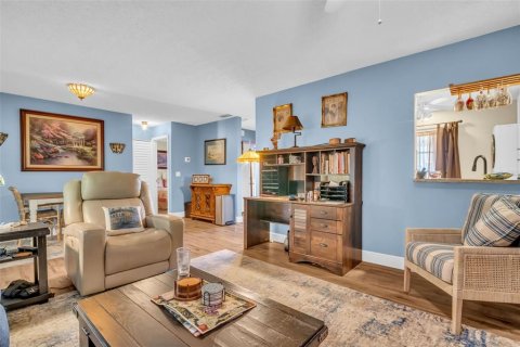 Villa ou maison à vendre à Tarpon Springs, Floride: 2 chambres, 96.15 m2 № 1549382 - photo 4