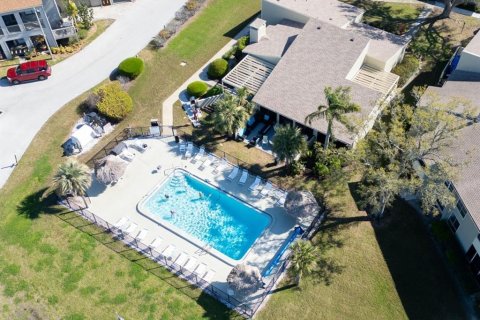 Villa ou maison à vendre à Tarpon Springs, Floride: 2 chambres, 96.15 m2 № 1549382 - photo 2