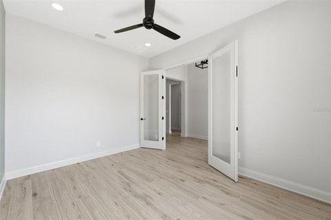 Casa en venta en Lakeland, Florida, 4 dormitorios, 226.68 m2 № 2418562 - foto 7