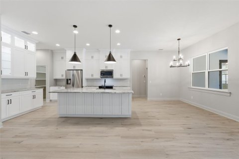 Casa en venta en Lakeland, Florida, 4 dormitorios, 226.68 m2 № 2418562 - foto 10
