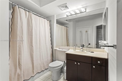 Copropriété à vendre à Sunny Isles Beach, Floride: 2 chambres, 103.68 m2 № 2009639 - photo 11