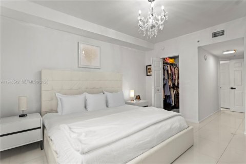 Copropriété à vendre à Sunny Isles Beach, Floride: 2 chambres, 103.68 m2 № 2009639 - photo 7