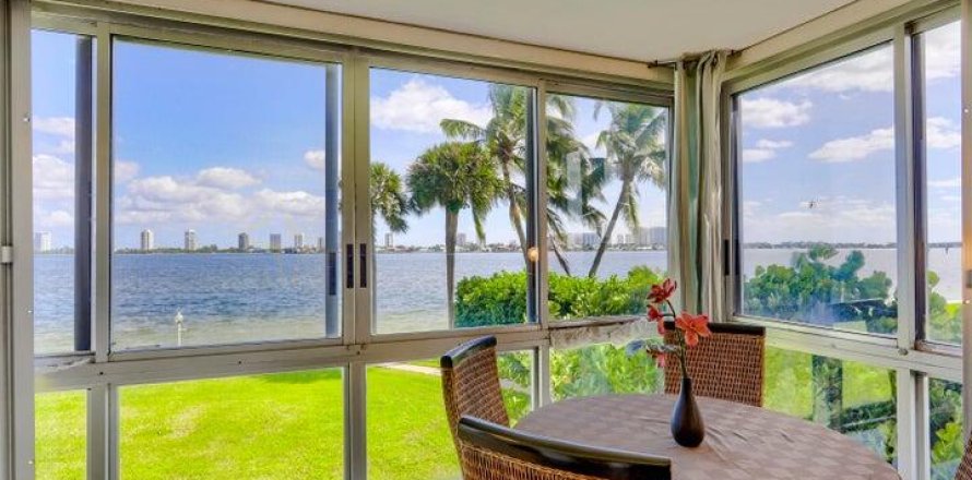 Condo à Lake Park, Floride, 2 chambres № 1026892