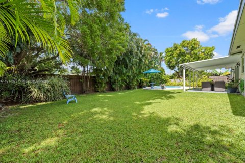 House in Palmetto Bay, Florida 3 bedrooms, 160.54 sq.m. № 1766306 - photo 25